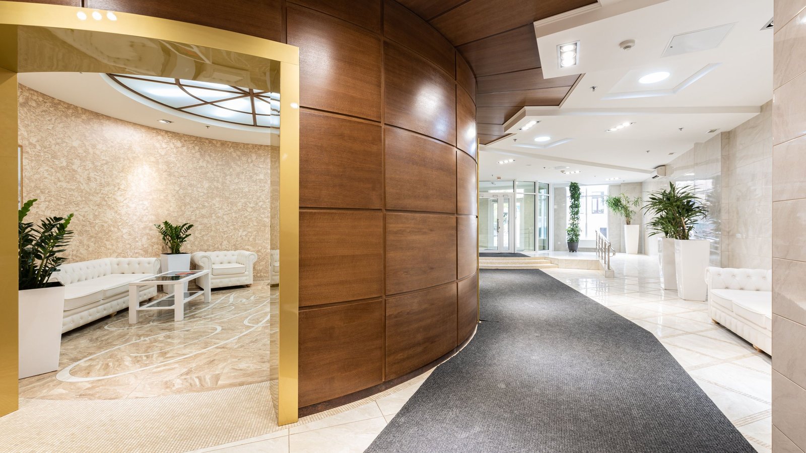The Eleanor Lobby